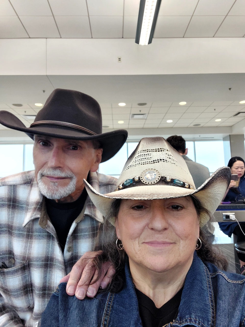 Like To Be Notified! Welcome to my closet. - Picture 3 of 7